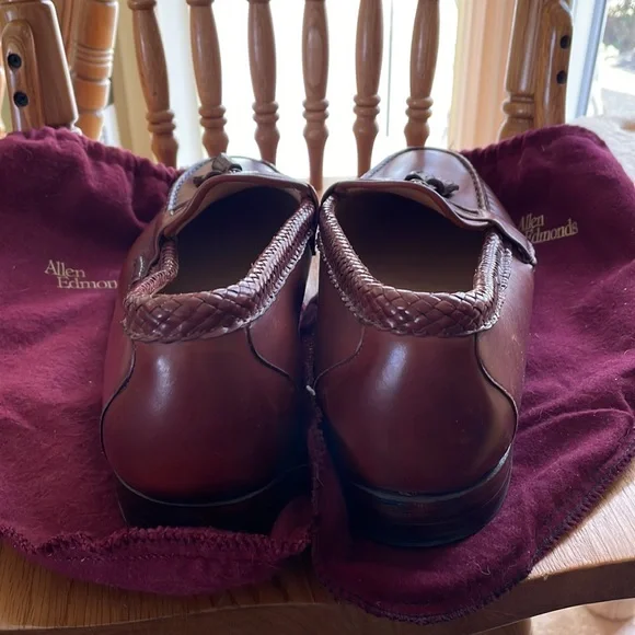 Men’s Tassel Slip-On Loafers Size 16D Brown